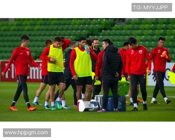 2018年上港对阵墨尔本的精彩直播回顾与赛后分析 2018年上港对阵墨尔本的精彩直播回顾与赛后分析