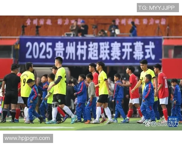 上港与苏宁激战正酣值班人员全力以赴守护赛事安全 上港与苏宁激战正酣值班人员全力以赴守护赛事安全