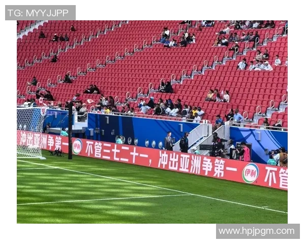 中国队与卡塔尔激战正酣精彩瞬间图片集锦回顾比赛亮点与精彩时刻 中国队与卡塔尔激战正酣精彩瞬间图片集锦回顾比赛亮点与精彩时刻